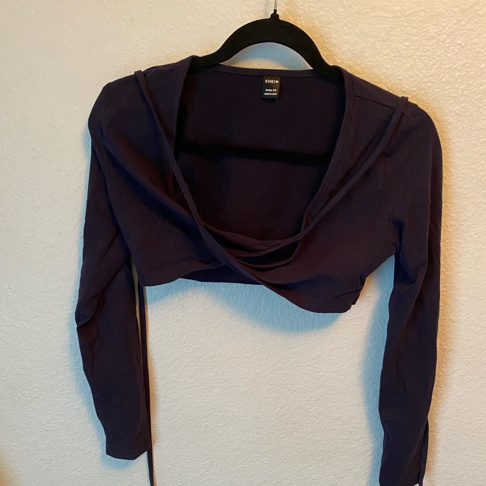 Cropped top with cross strings